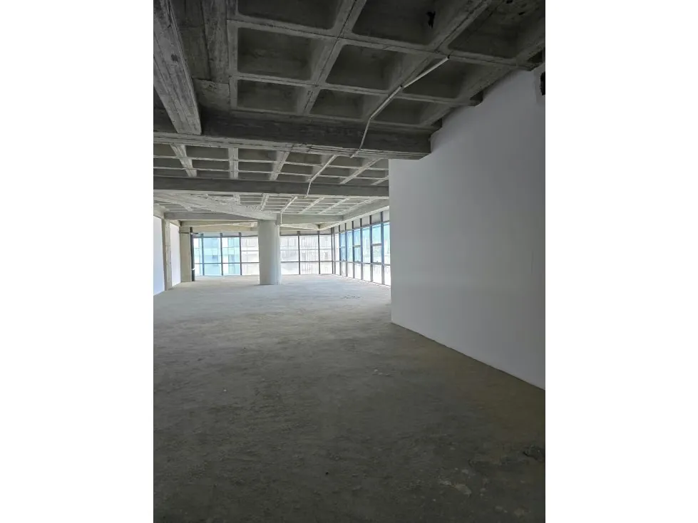 OFICINA EN ALQUILER EN OBRA GRIS 204 M2- URB LAS MERCEDES - 6