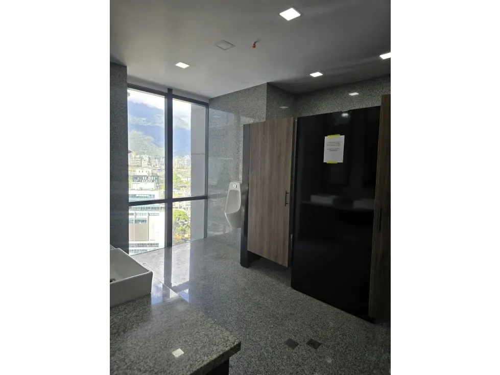 OFICINA EN ALQUILER EN OBRA GRIS 204 M2- URB LAS MERCEDES - 10