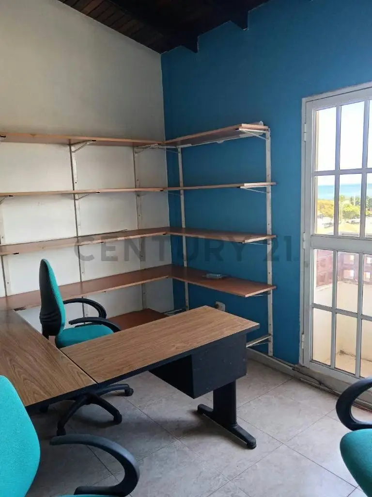 Oficina en alquiler o venta en Marina Plaza
