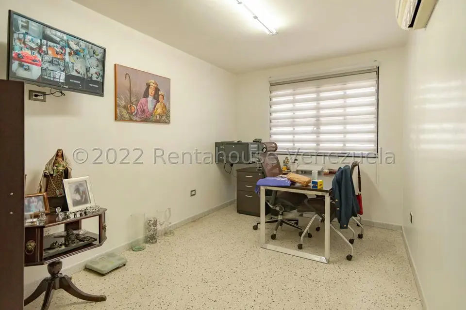 Casa (Multipes Niveles) en Venta en Parroquia Santa Teresa, Distrito Metropolitano - 11
