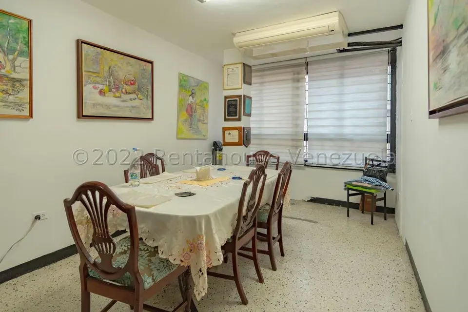 Casa (Multipes Niveles) en Venta en Parroquia Santa Teresa, Distrito Metropolitano - 12