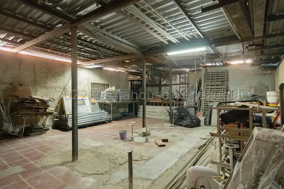 Casa (Multipes Niveles) en Venta en Parroquia Santa Teresa, Distrito Metropolitano - 33