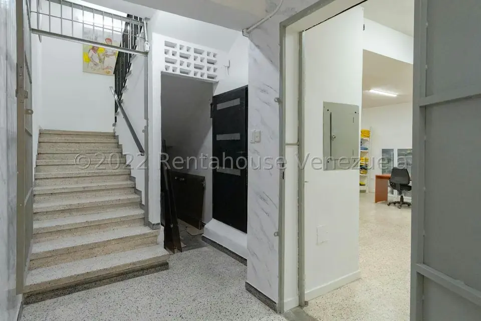 Casa (Multipes Niveles) en Venta en Parroquia Santa Teresa, Distrito Metropolitano - 35