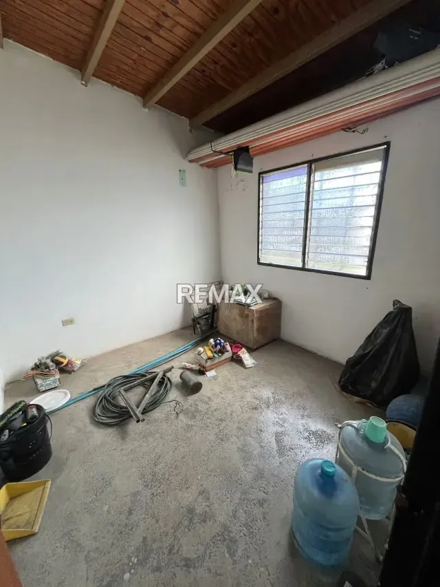 Hermosa casa en venta. Urbanización palma real . ARAURE - 7