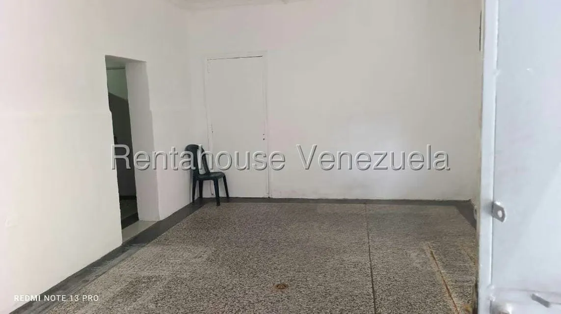Local Comercial en Alquiler en Colinas de Bello Monte, Distrito Metropolitano - 4