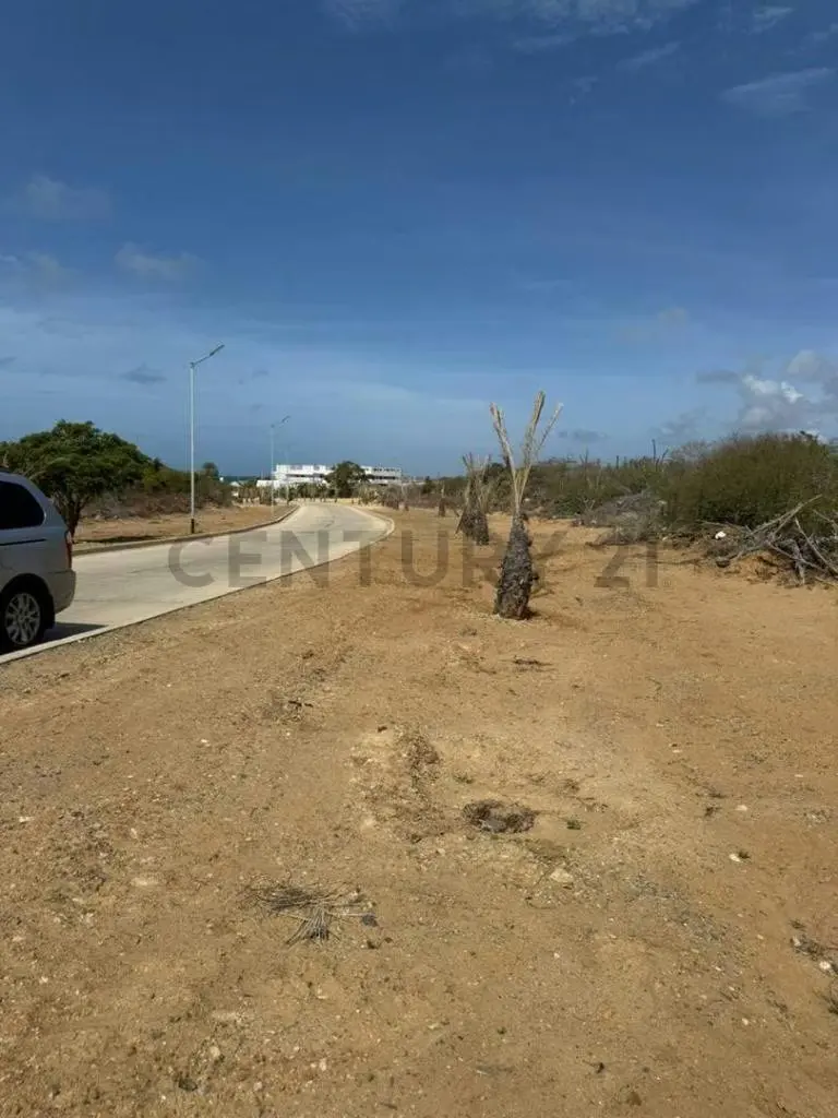 Venezuela, Estado Nueva Esparta,Municipio Diaz,Terreno con Vista al Mar - 9