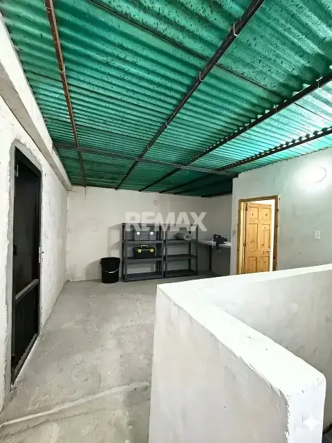SE VENDE CASA EN TUCAPÉ