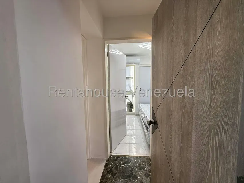 Apartamento (1 Nivel) en Venta en La Florida, Distrito Metropolitano - 16