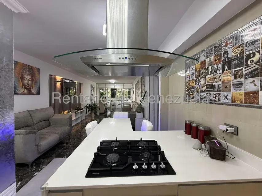 Apartamento (1 Nivel) en Venta en La Florida, Distrito Metropolitano - 6