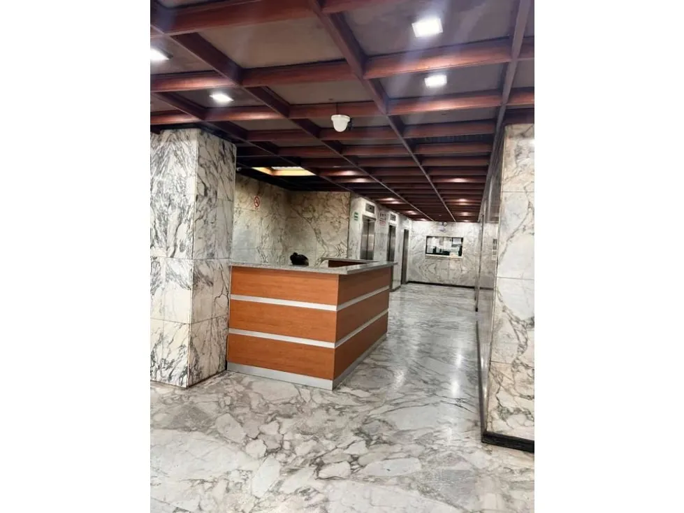 Alquiler/ Oficina / sin muebles/ Chuao/ Torre Corporativa 118 mts - 8