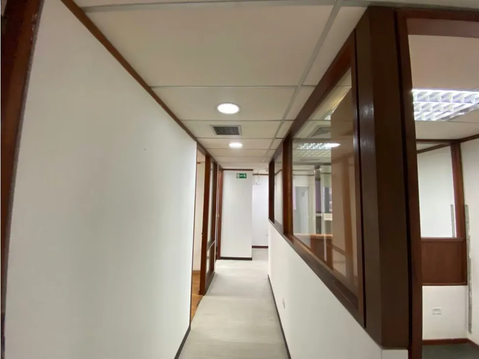 Se vende oficina 206m² 3b/3p El Rosal - 11