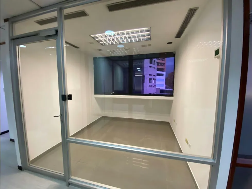 Se vende oficina 206m² 3b/3p El Rosal - 13
