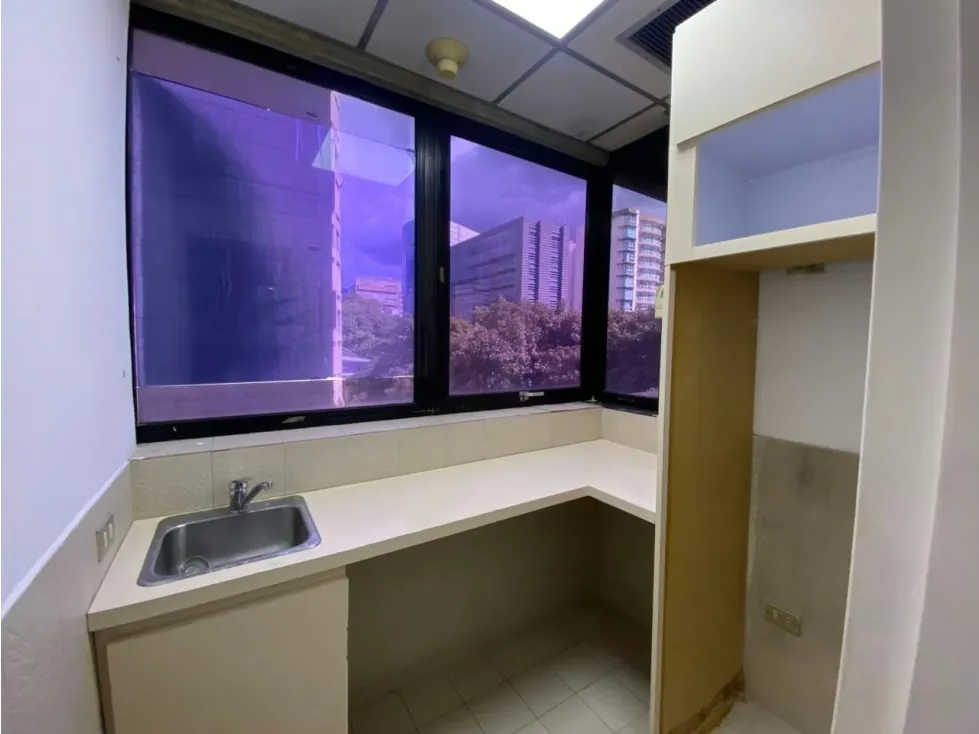 Se vende oficina 206m² 3b/3p El Rosal - 16
