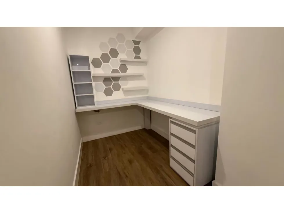 Se vende apto duplex 156m2 Urb. Los Naranjos de las mercedes - 14