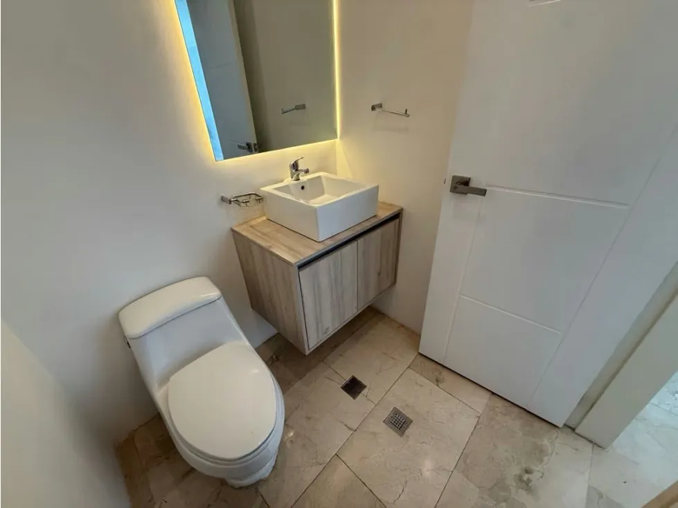 Se vende apto duplex 156m2 Urb. Los Naranjos de las mercedes - 17