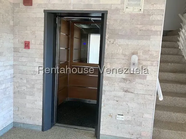 Apartamento (Penthouse) en Venta en La Boyera, Distrito Metropolitano - 7