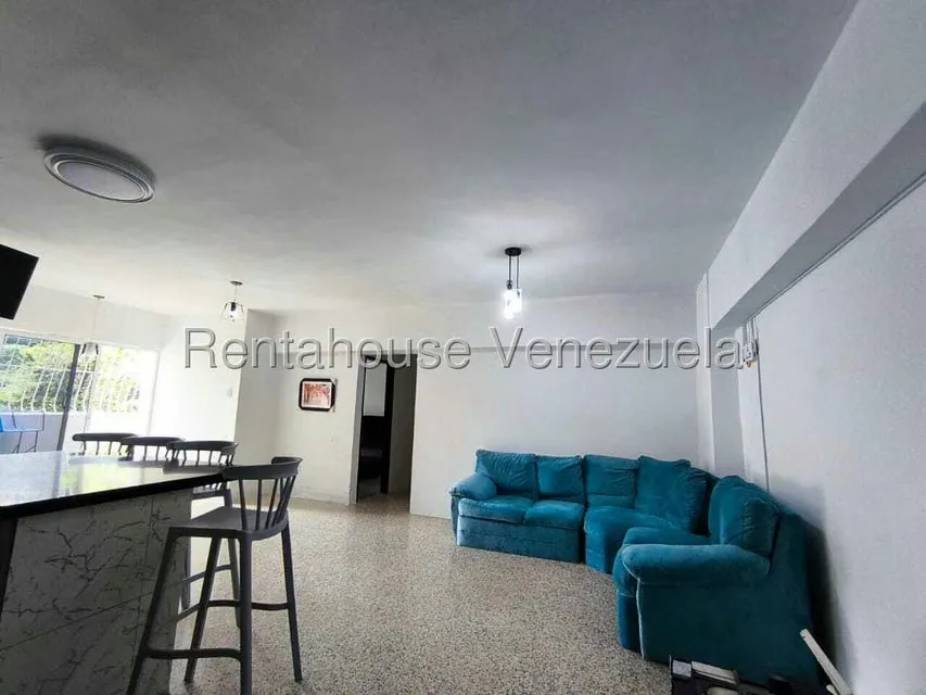 Apartamento (1 Nivel) en Venta en Avenida Cedeno, Carabobo - 4