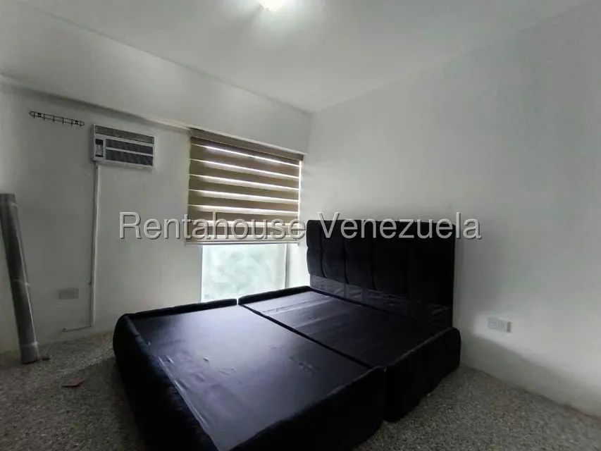 Apartamento (1 Nivel) en Venta en Avenida Cedeno, Carabobo - 8
