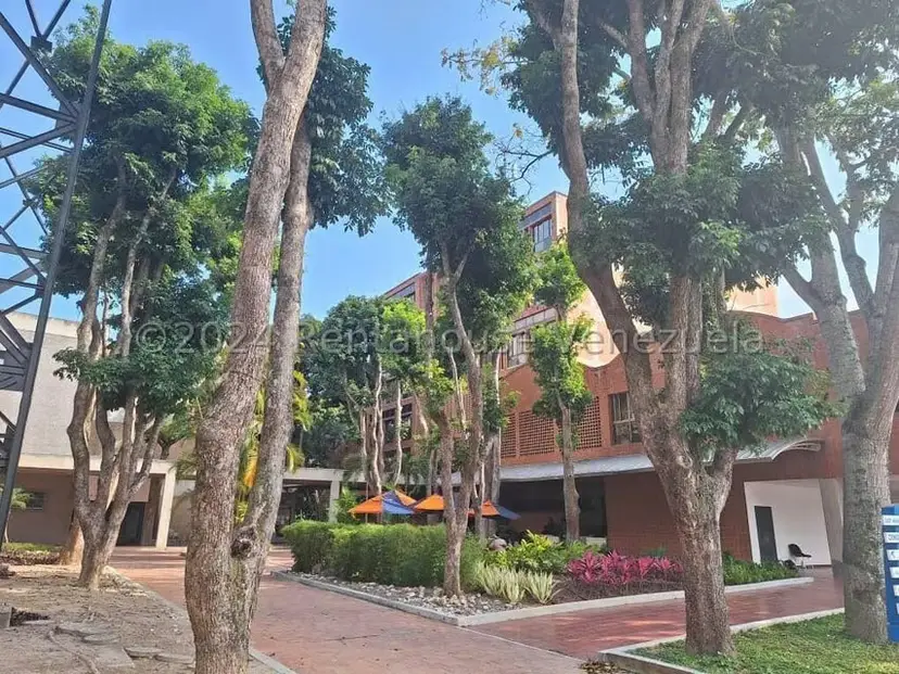 Comercial (Oficina) en Alquiler en Terrazas del Avila, Distrito Metropolitano
