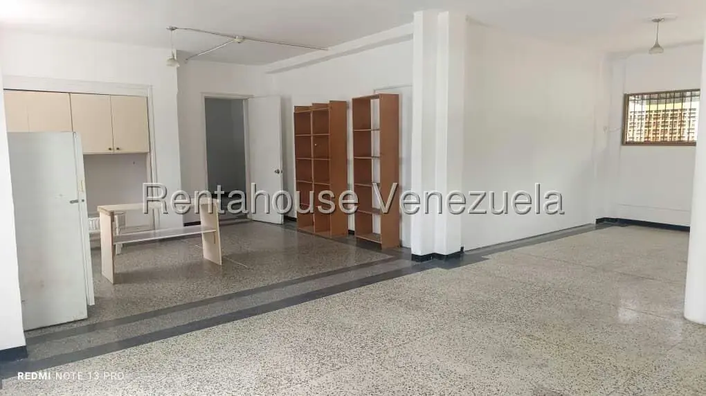 Local Comercial en Alquiler en Colinas de Bello Monte, Distrito Metropolitano - 3