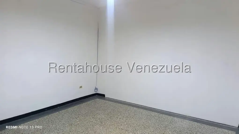 Local Comercial en Alquiler en Colinas de Bello Monte, Distrito Metropolitano - 8
