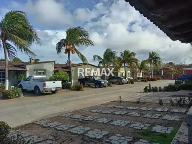 Casa en alquiler en Altos de Maneiro, Conjunto Residencial Villa Carmen. - 2
