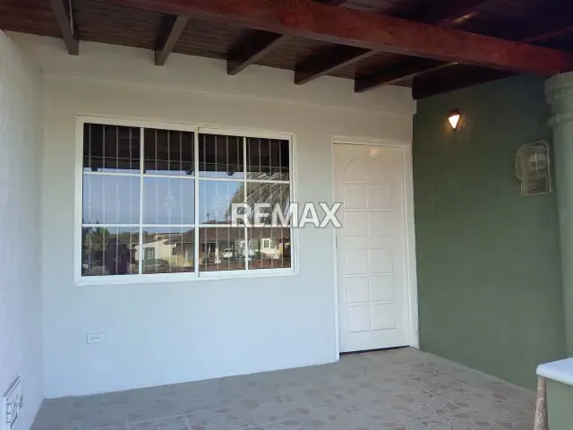 Casa en alquiler en Altos de Maneiro, Conjunto Residencial Villa Carmen. - 6