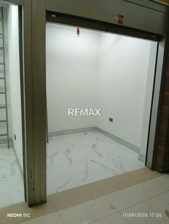 Local comercial