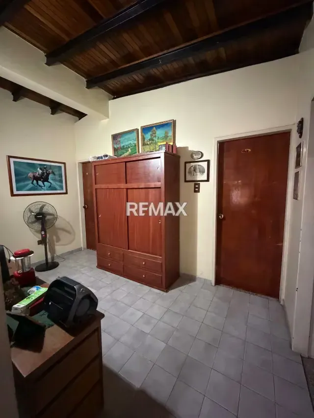 CASA EN VENTA URBANIZACIÓN EL VALLE - 2