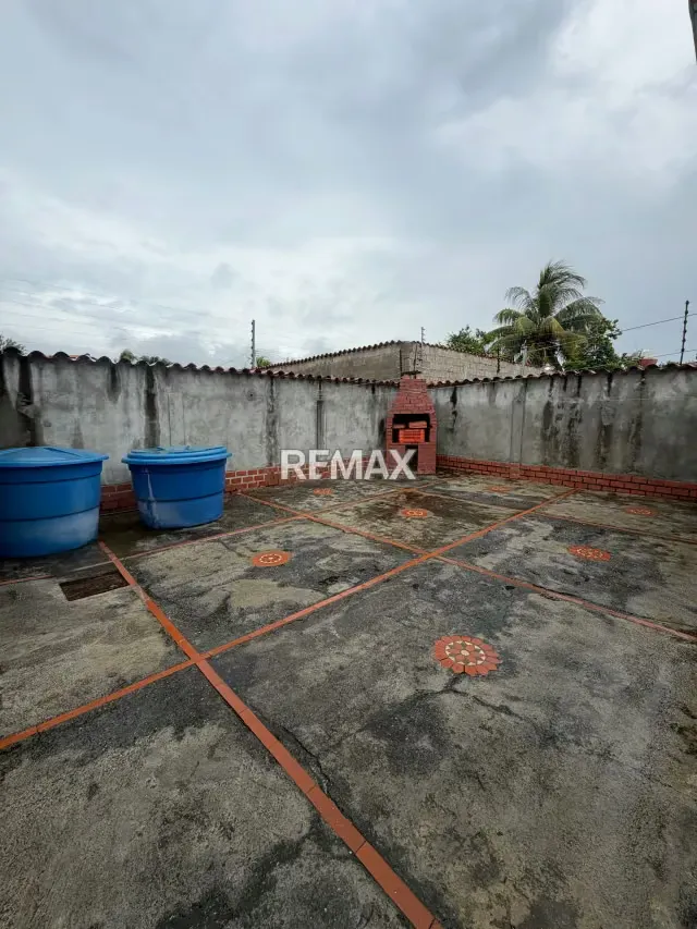 CASA EN VENTA URBANIZACIÓN EL VALLE - 10
