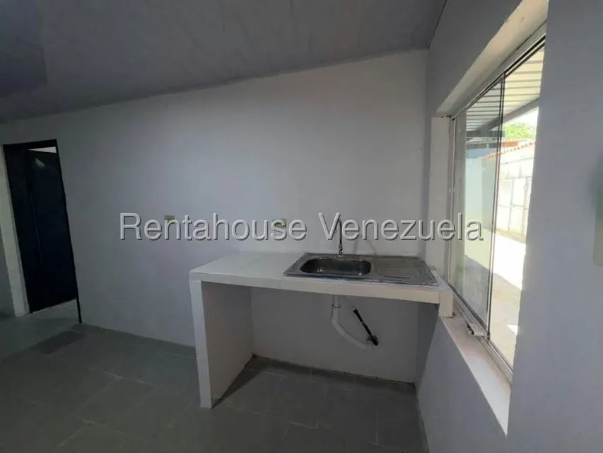 Casa (1 Nivel) en Venta en Zona Este, Lara - 28