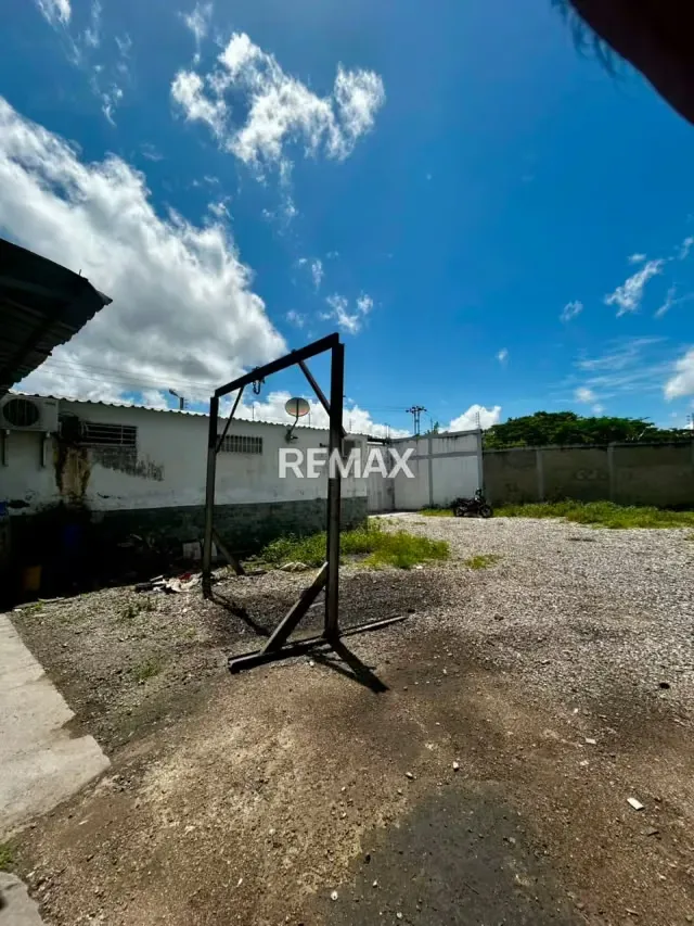 Oasis Privado y Oportunidad de Inversión: Propiedad de 3 Hectáreas Totalmente Equipada - 7