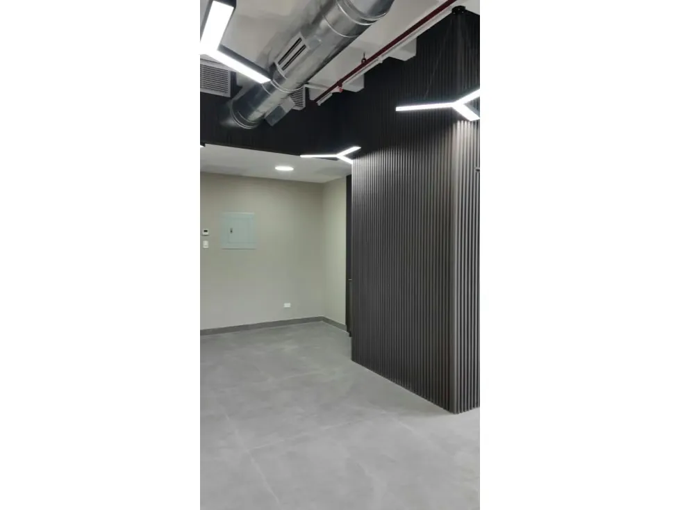 Oficina en alquiler 35m², Nest Tower - 5