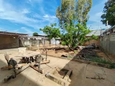 Se Alquila Casa Comercial en Sierra Maestra - 2