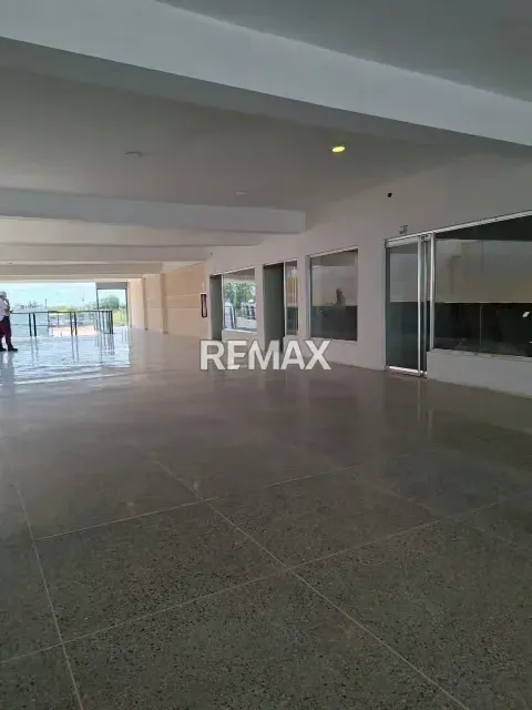 LOCAL COMERCIAL EN VENTA EN SAN FRANCISCO - 2