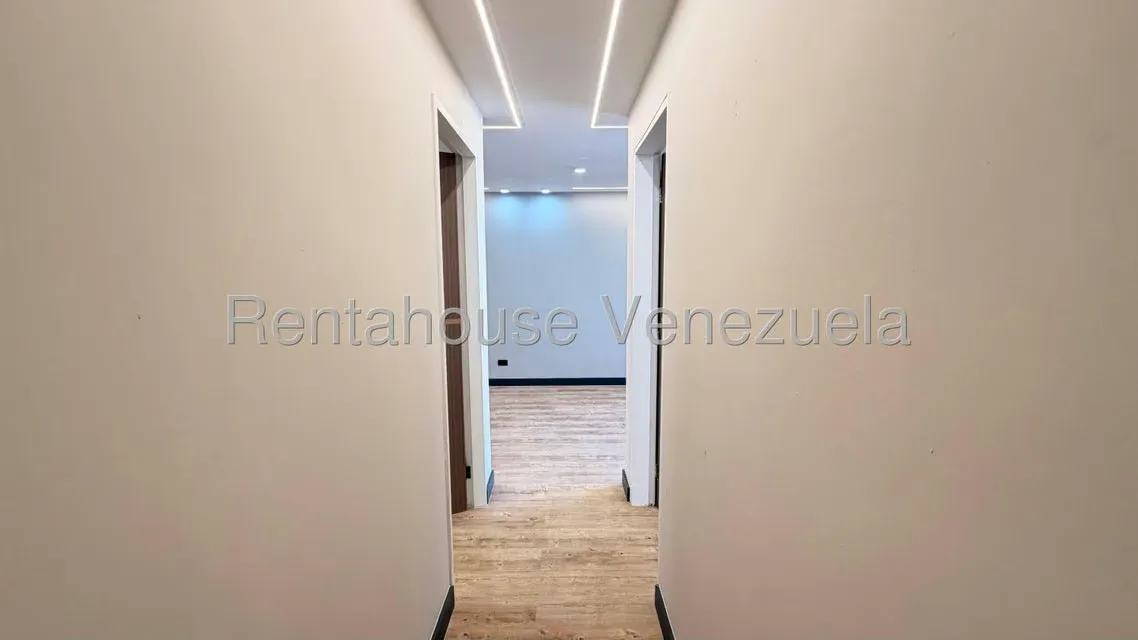 Apartamento (1 Nivel) en Venta en Parroquia La Candelaria, Distrito Metropolitano - 12