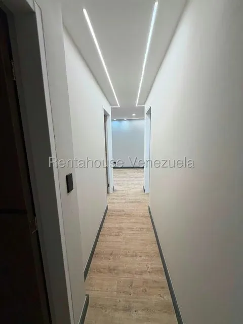 Apartamento (1 Nivel) en Venta en Parroquia La Candelaria, Distrito Metropolitano - 13