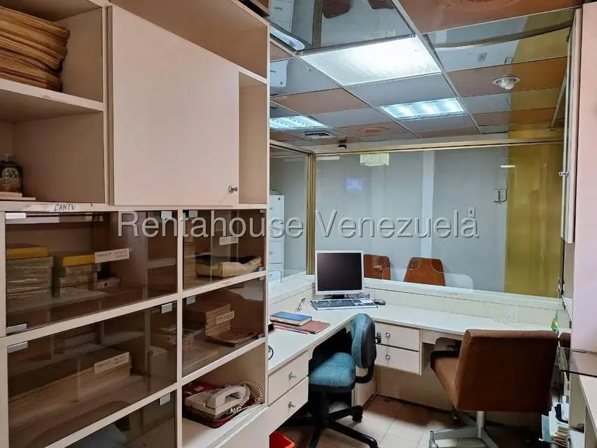 Local Comercial en Venta en Zona Oeste, Lara - 38