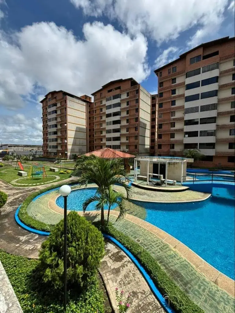 Apartamento en Venta Conjunto Residencial Alto Barinas