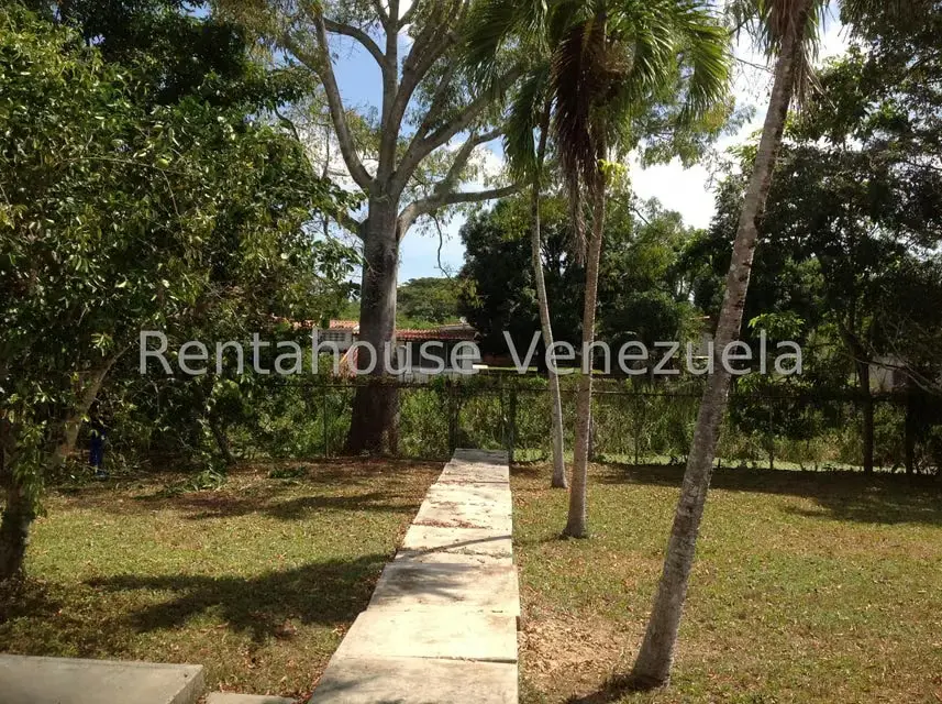 Casa (1 Nivel) en Venta en Flor de Mayo, Miranda - 2