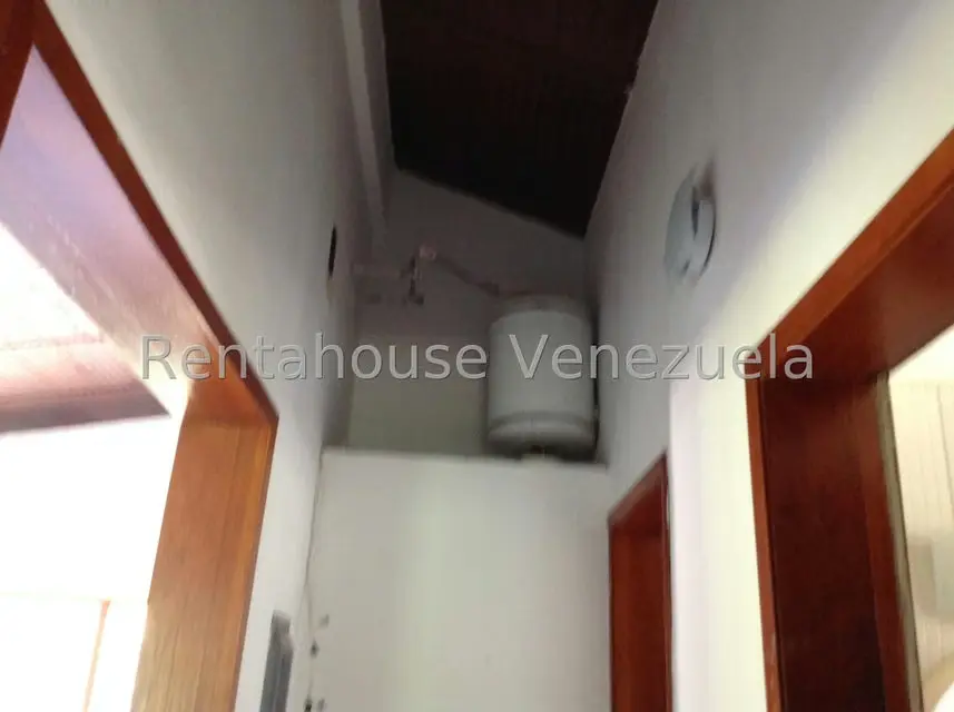 Casa (1 Nivel) en Venta en Flor de Mayo, Miranda - 8