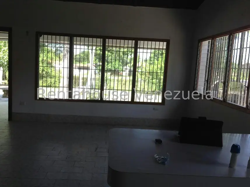 Casa (1 Nivel) en Venta en Flor de Mayo, Miranda - 9