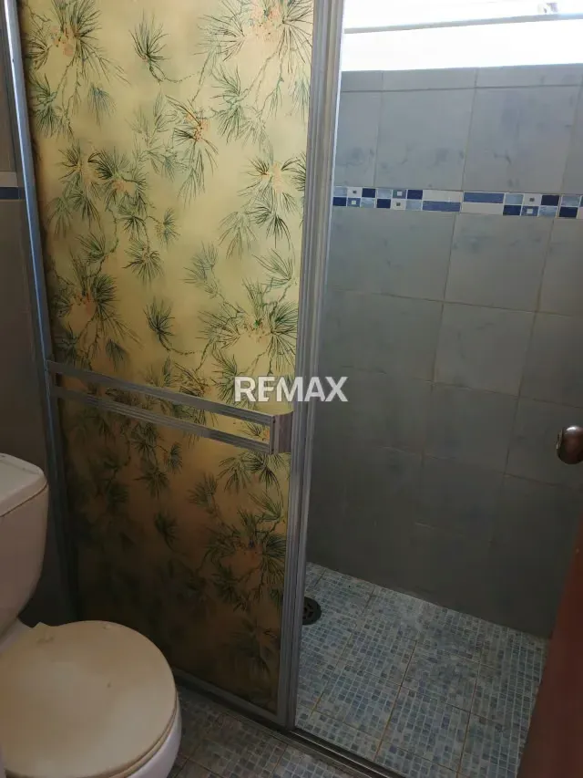 En Venta Casa con Local Comercial con amplio Terreno propio ,ubicada en Guanare, Avenida Juan Fernandez de Leon, Primera Entrada Sector Sucre, Guanare, Portuguesa, Venezuela - 10