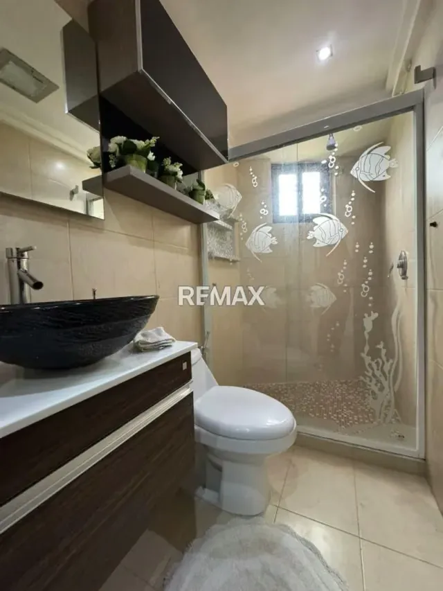 Apartamento Amoblado en Alquiler en Mañongo, Plaza Real - 2