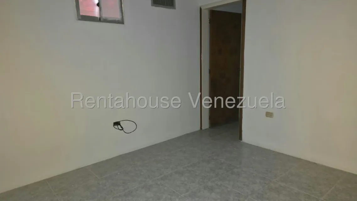 Townhouse (Multiples Niveles) en Venta en Tamare, Zulia - 25