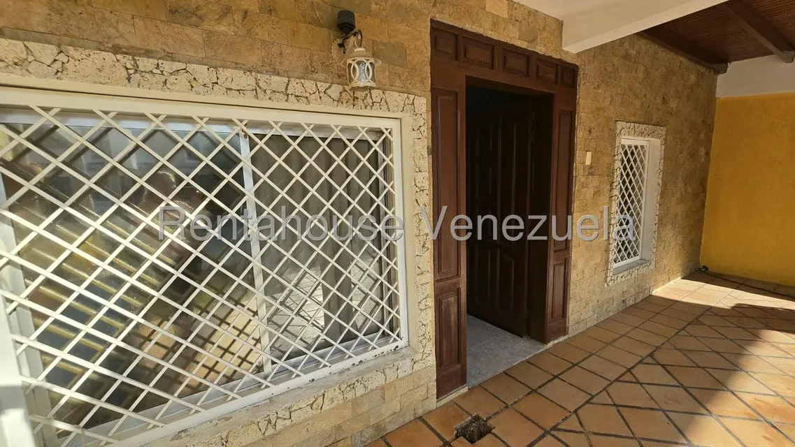 Townhouse (Multiples Niveles) en Venta en Tamare, Zulia - 6