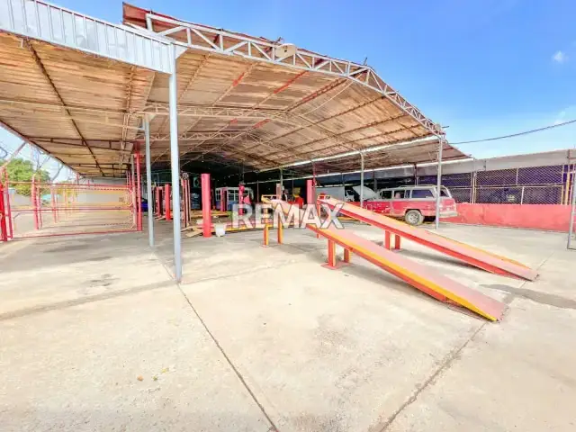 Auto Escape en venta en el Sector La Polar, Vía la cañada- San Francisco