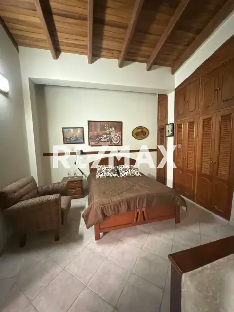 EN VENTA CASA EN URBANIZACION PEDREGAL I, BARQUISIMETO - 11