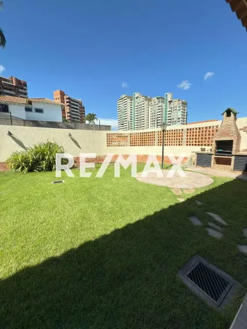 EN VENTA CASA EN URBANIZACION PEDREGAL I, BARQUISIMETO - 20