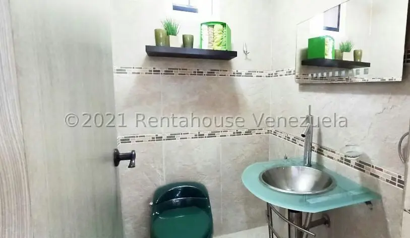 Casa (1 Nivel) en Venta en Oripoto, Distrito Metropolitano - 14